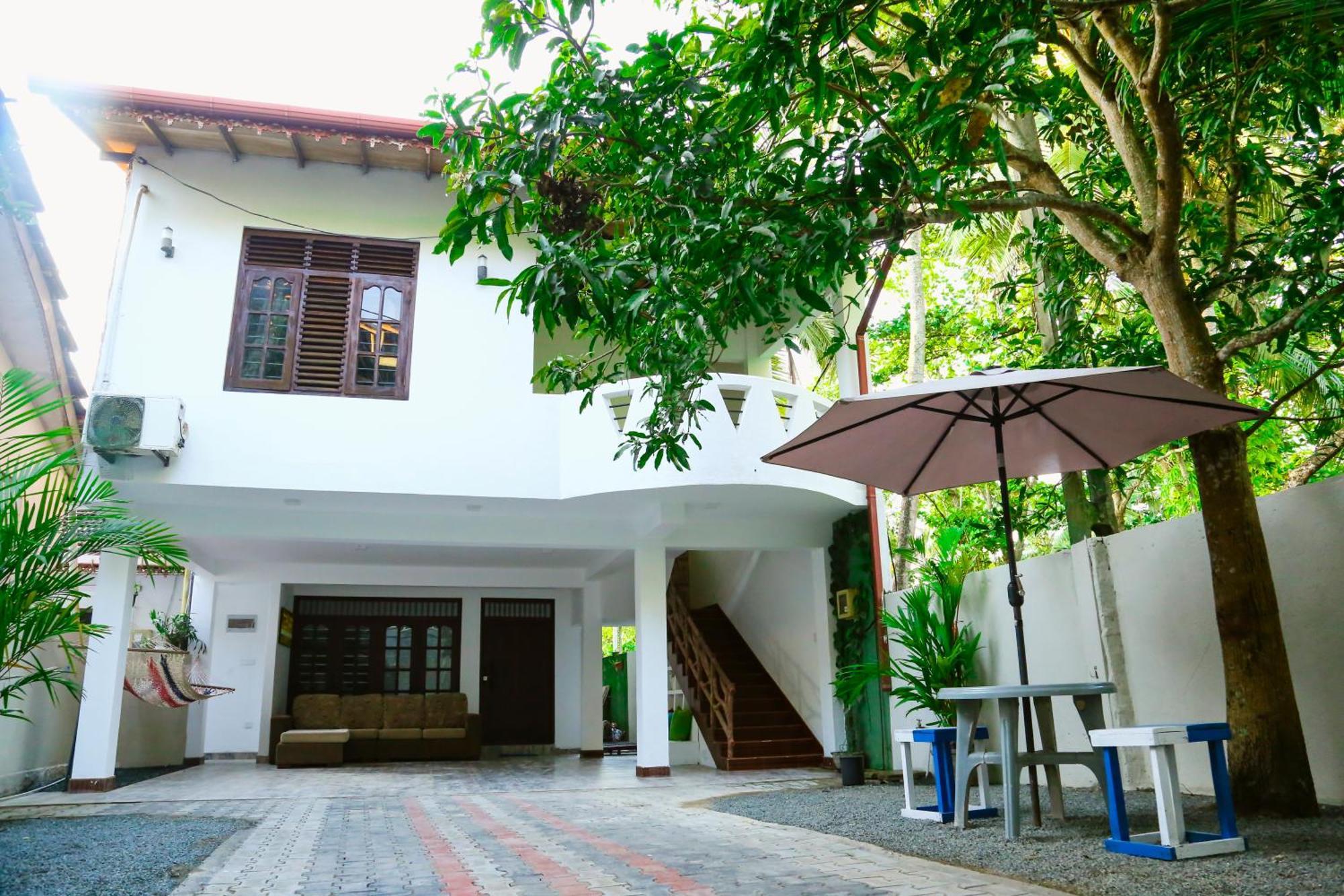 Eden Villa Hikkaduwa Exterior foto